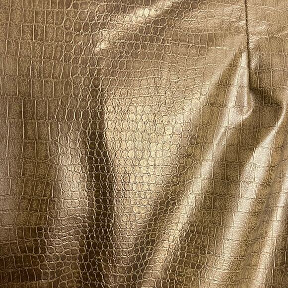 OCI Faux Leather Skirt Women's 11 Juniors Golden Brown Embossed Chic Modest New - Picture 3 of 12